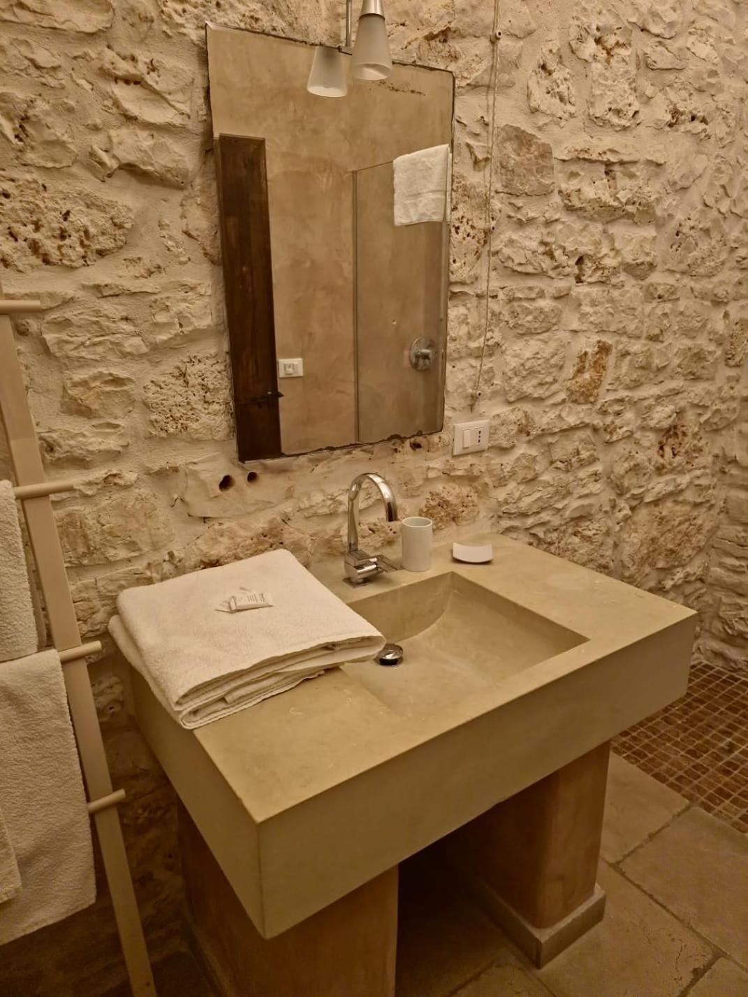 Masseria Boezio Ostuni Bed and Breakfast Torre Santa Sabina Buitenkant foto